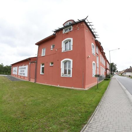 Casino Admiral Velenice - Gmuend Ceske Velenice Exteriér fotografie